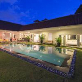 Гостиница Hideaways Canggu Villa  North Kuta
